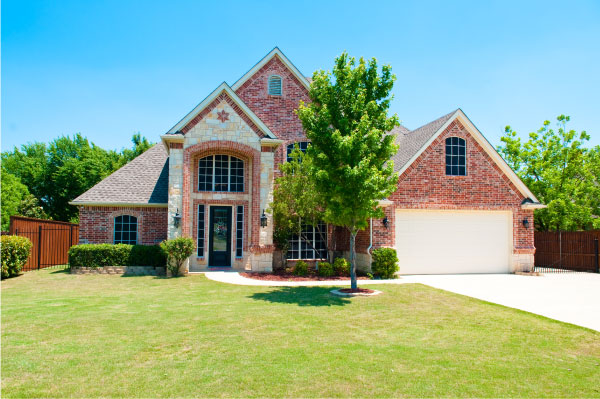 This ia a Bullard TX Home with professional lawn care.